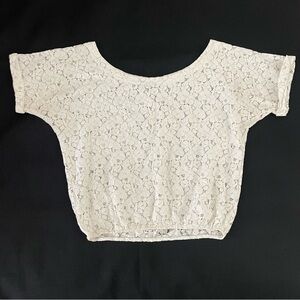 FULL TILT Women’s Elegant Cream Lace Shirt Top Size Medium